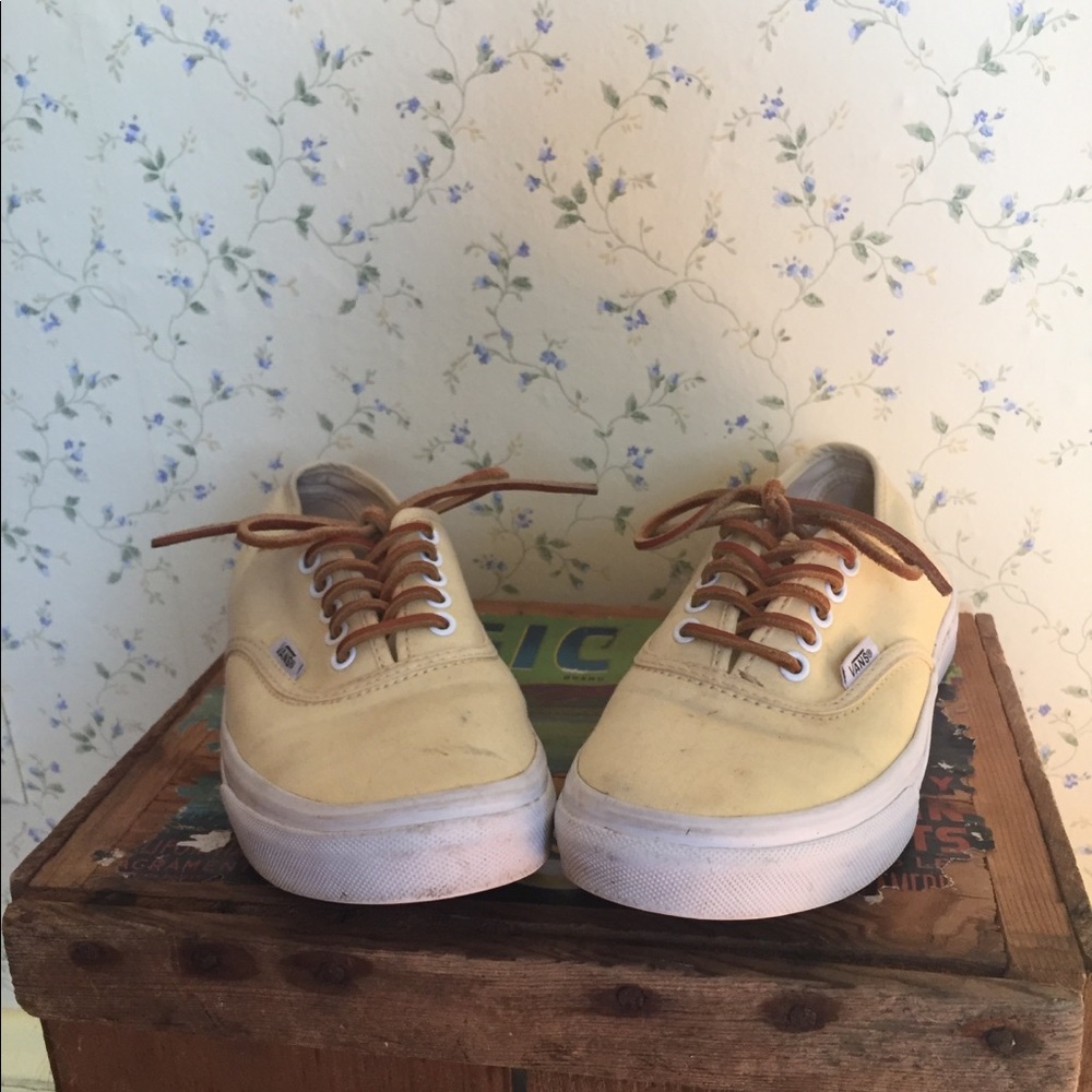 Vans Sunlight Yellow leather laces women’s 6.5